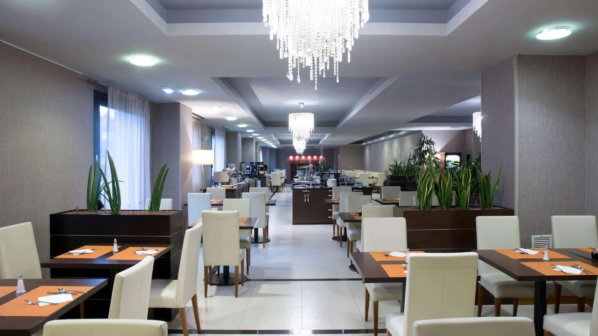 Hilton Garden Inn Milan Malpensa Somma Lombardo 4*,