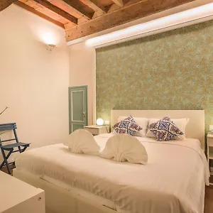  Apartamento Oltrarno In Italia