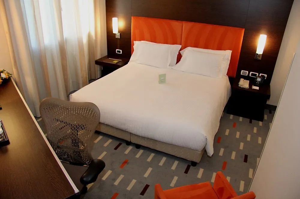 Hilton Garden Inn Milan Malpensa Somma Lombardo 4*,  Italien